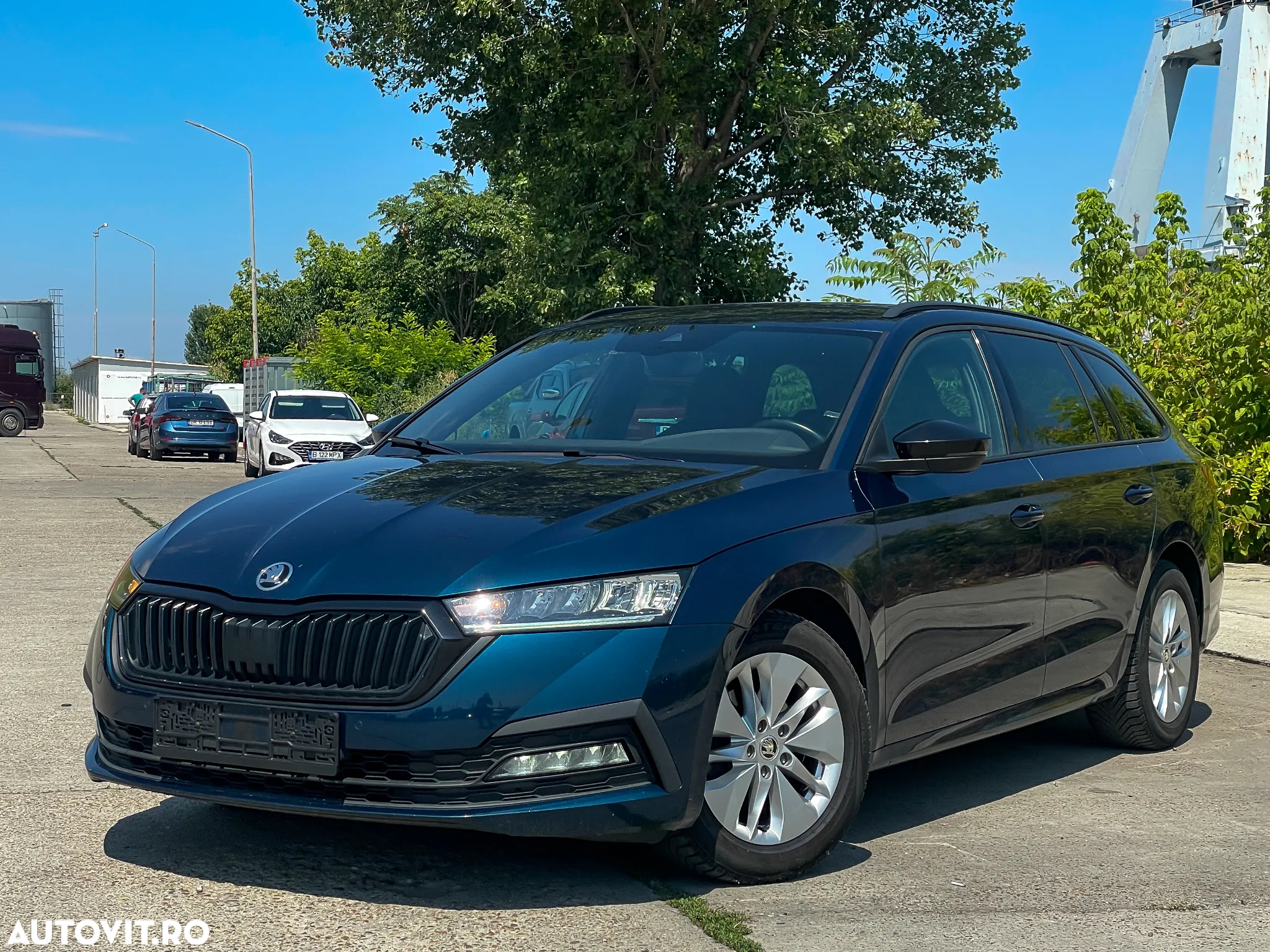 Skoda Octavia Combi 2.0 TDI Exclusive - 5