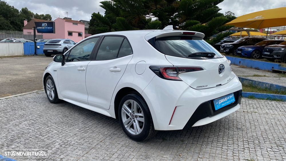 Toyota Corolla 1.8 Hybrid Comfort - 13