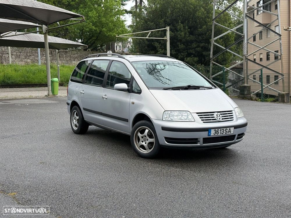 VW Sharan - 1