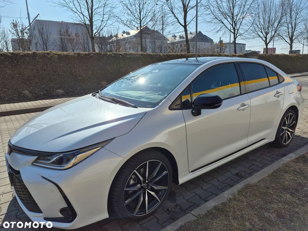 Toyota Corolla 1.8 Hybrid GR Sport - 3