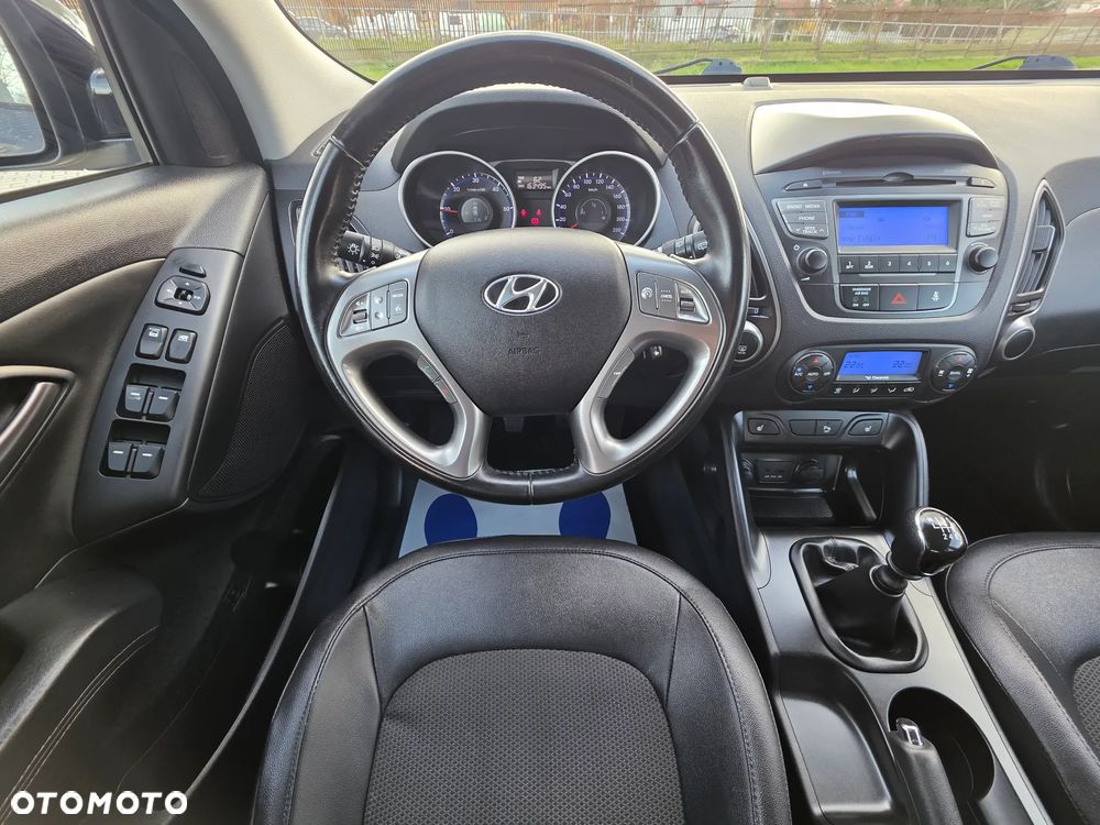 Hyundai ix35 1.7 CRDi 2WD Fifa World Cup Edition - 32