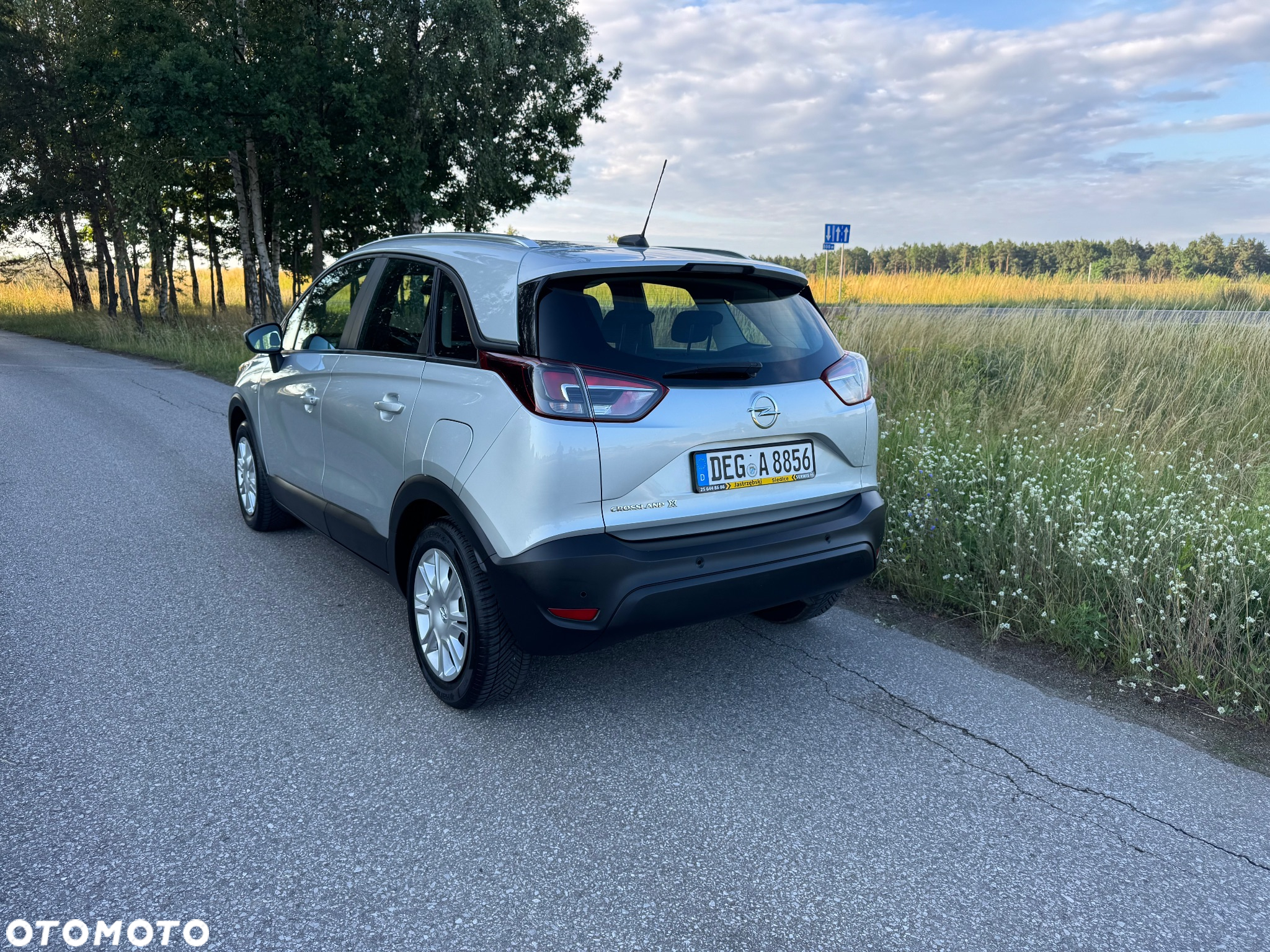 Opel Crossland X 1.2 120 Lat - 4