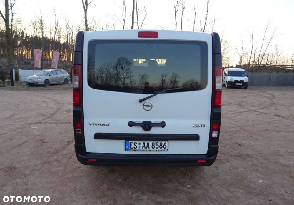 Opel vivaro - 8