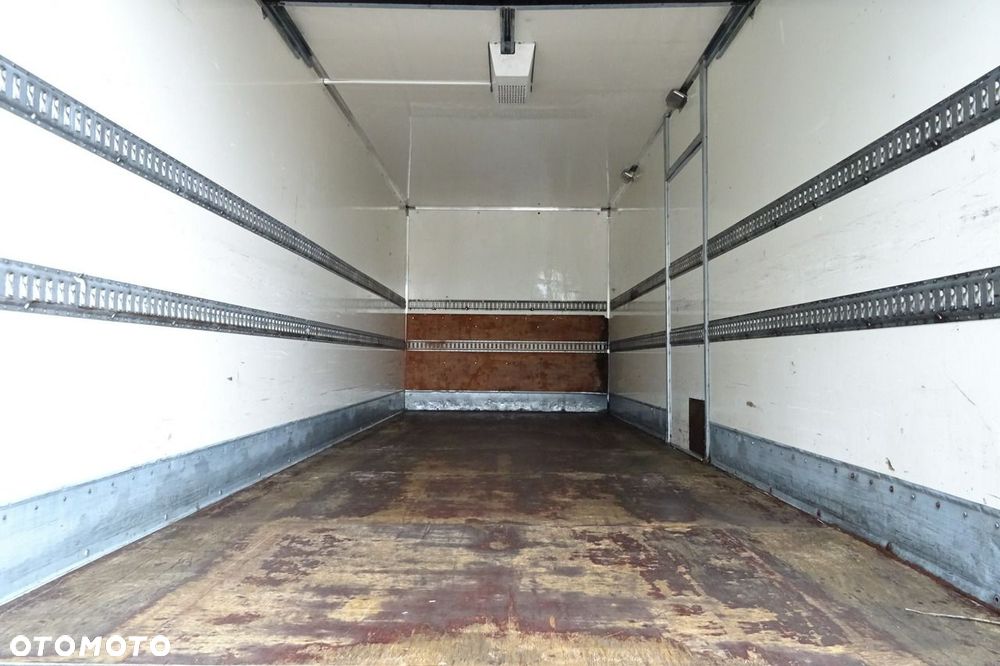MAN TGL 12.220 Euro 6 kontener 18p 334 tys.km Sprowadzony - 10