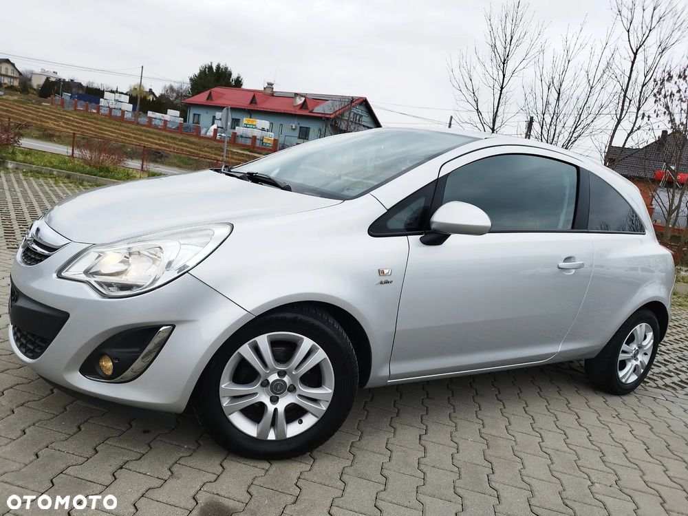 Opel Corsa - 2