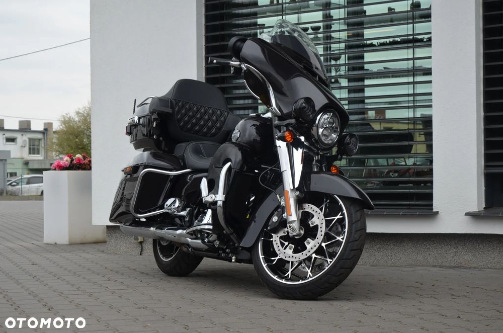 Harley-Davidson FLHXS Special - 2