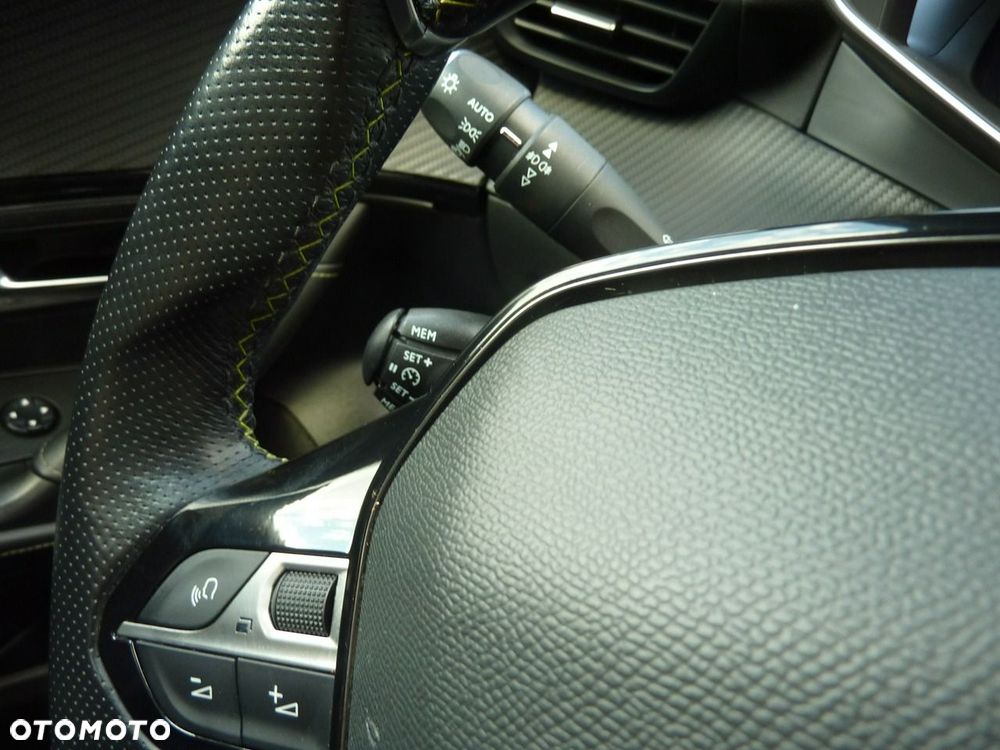 Peugeot 2008 - 35