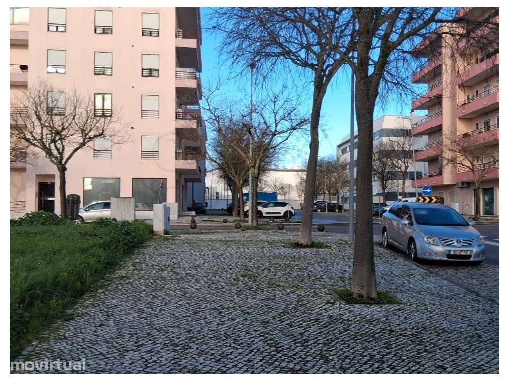 Lote de Terreno com Alvará de Loteamento Aprovado - Construção de 2... - Grande imagem: 2/6