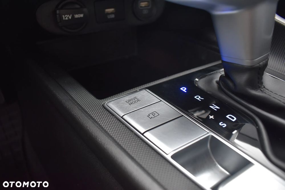 Hyundai Elantra 1.6 Smart CVT - 31