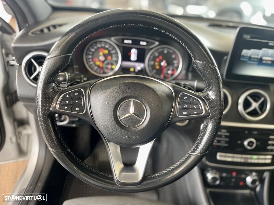 Mercedes-Benz A 180 d AMG Line Aut. - 14