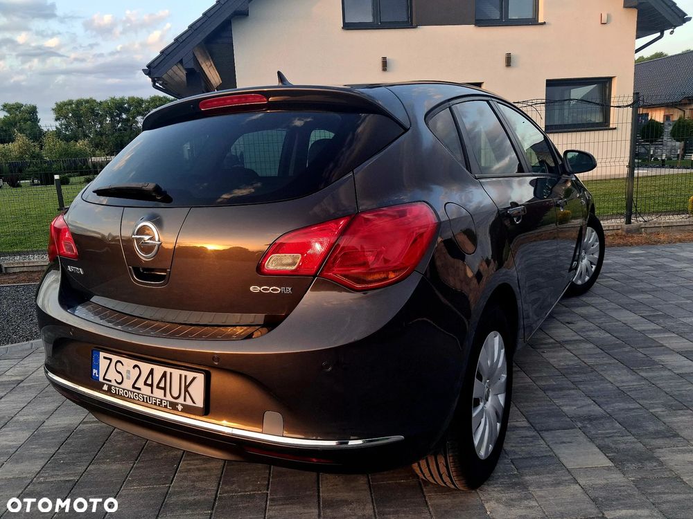 Opel Astra - 18