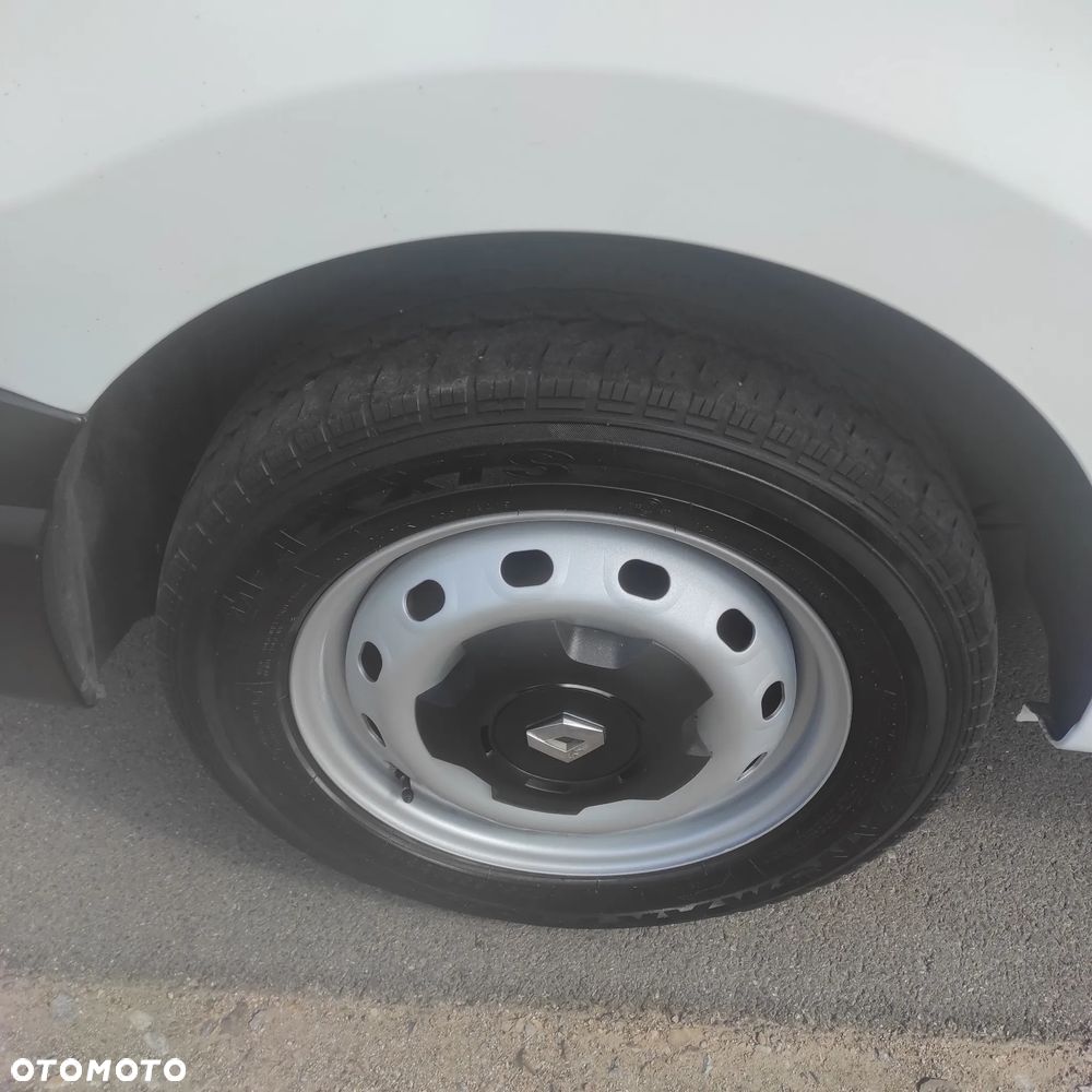 Renault Trafic - 29