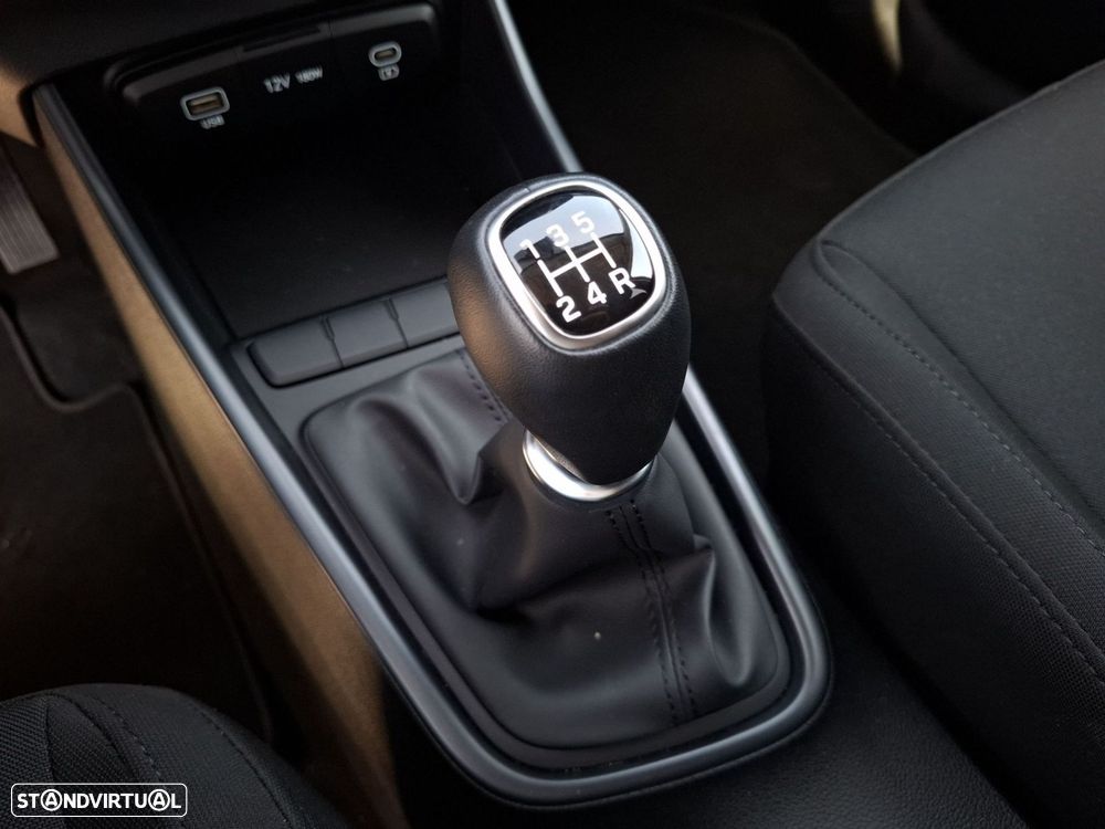 Hyundai i20 1.2 Comfort — fotografia 17