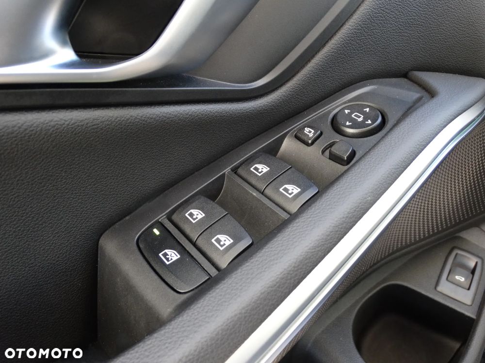 BMW Seria 3 320d xDrive M Sport - 21