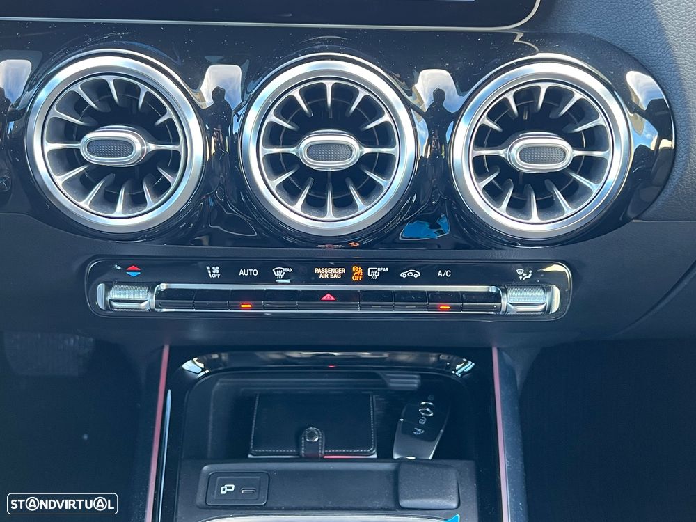 Mercedes-Benz GLA 200 7G-DCT Progressive Advanced - 14