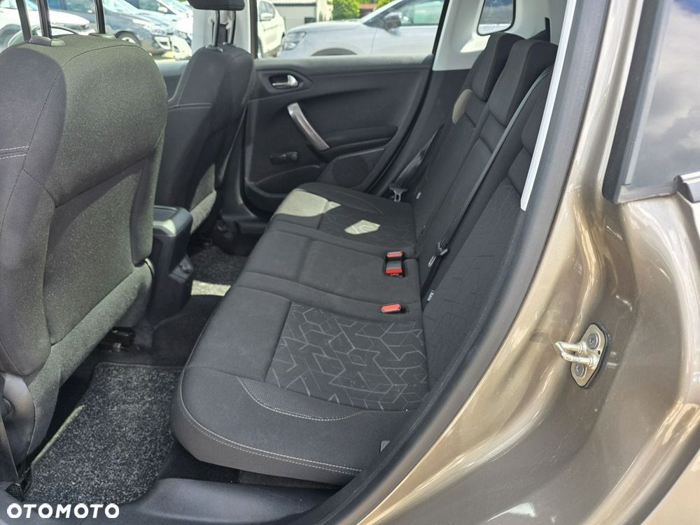 Peugeot 2008 1.2 Pure Tech Active - 21