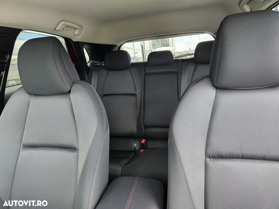 Mazda CX-30 - 11