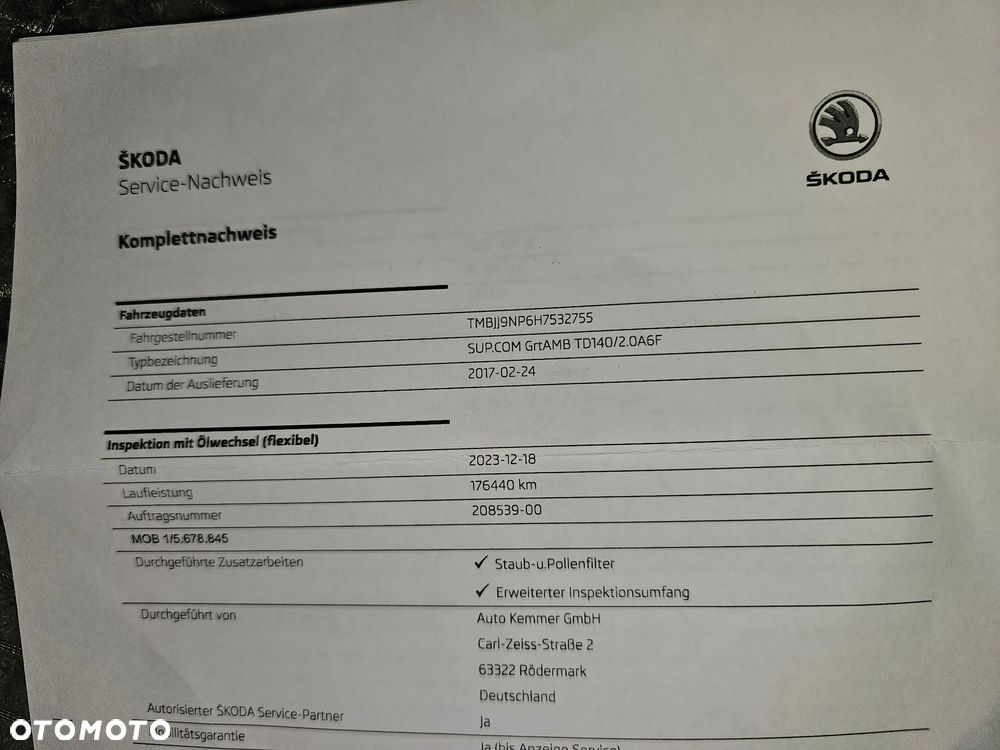 Skoda Superb 2.0 TDI DSG SportLine - 38