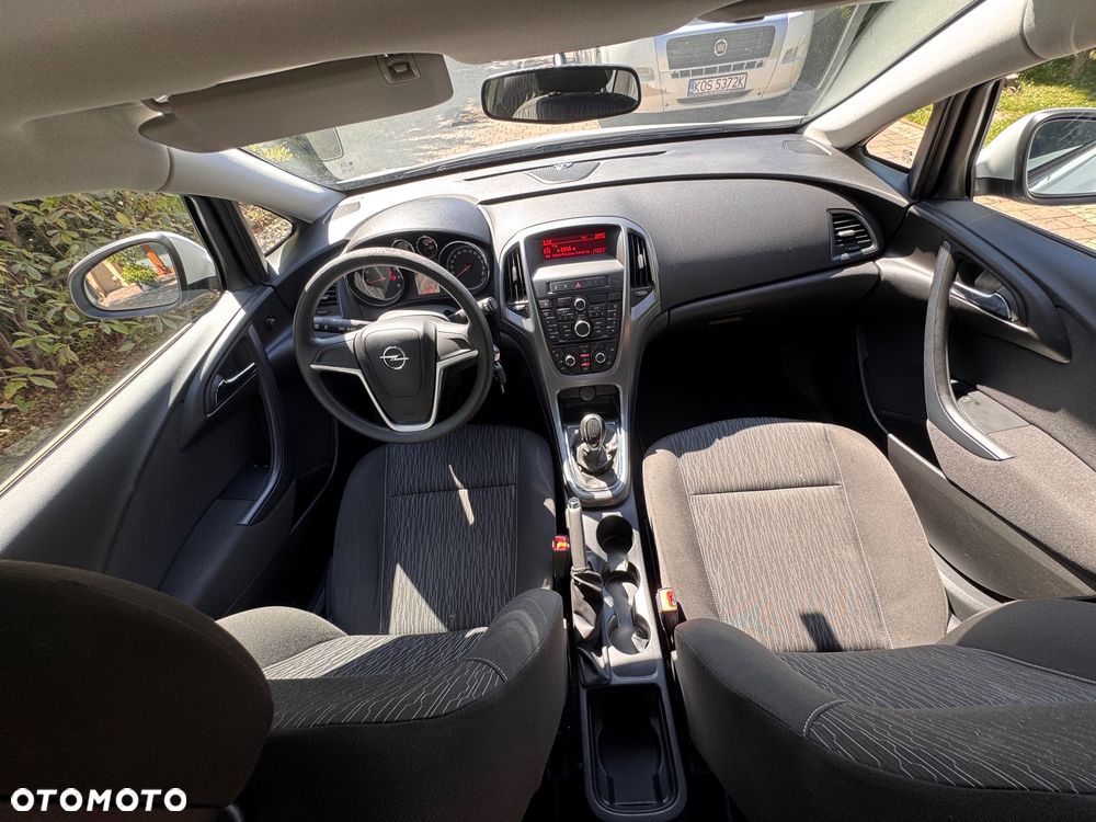 Opel Astra 1.6 Cosmo EU6 - 8