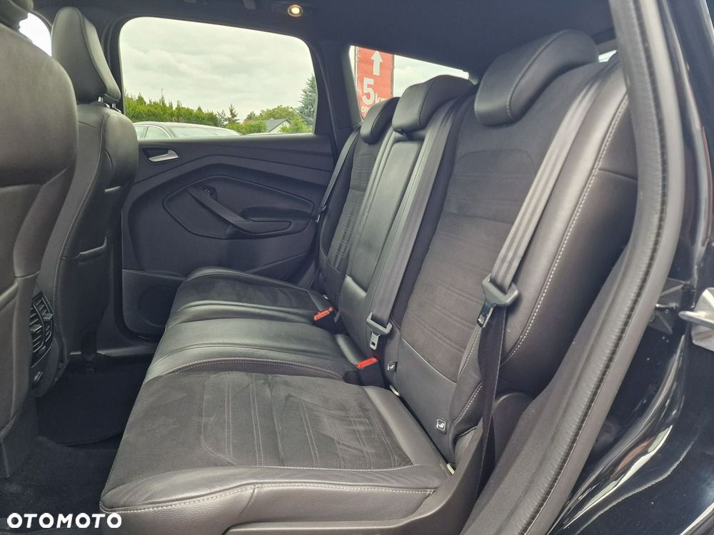 Ford Kuga 1.5 EcoBoost 2x4 ST-Line - 21