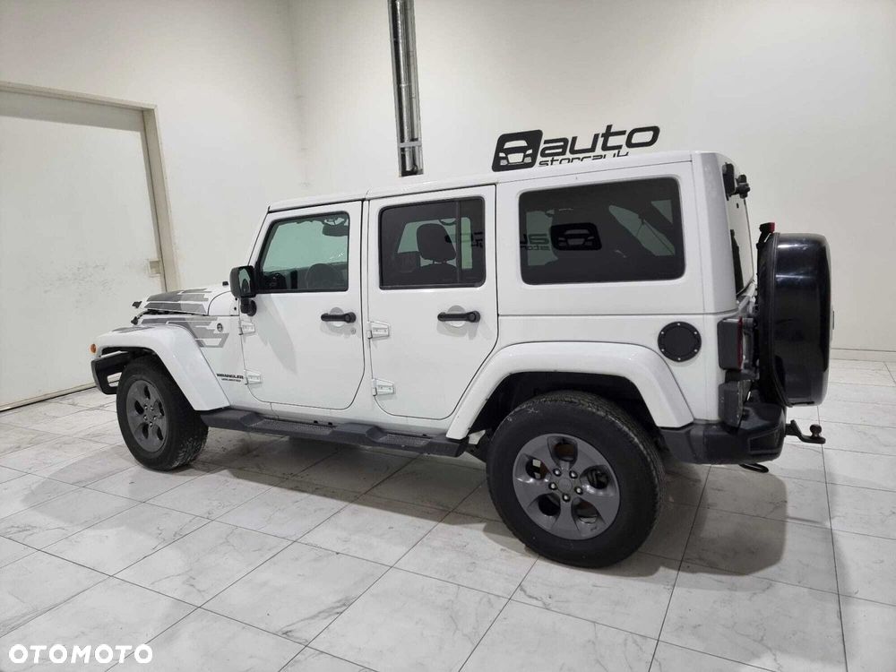 Jeep Wrangler - 3