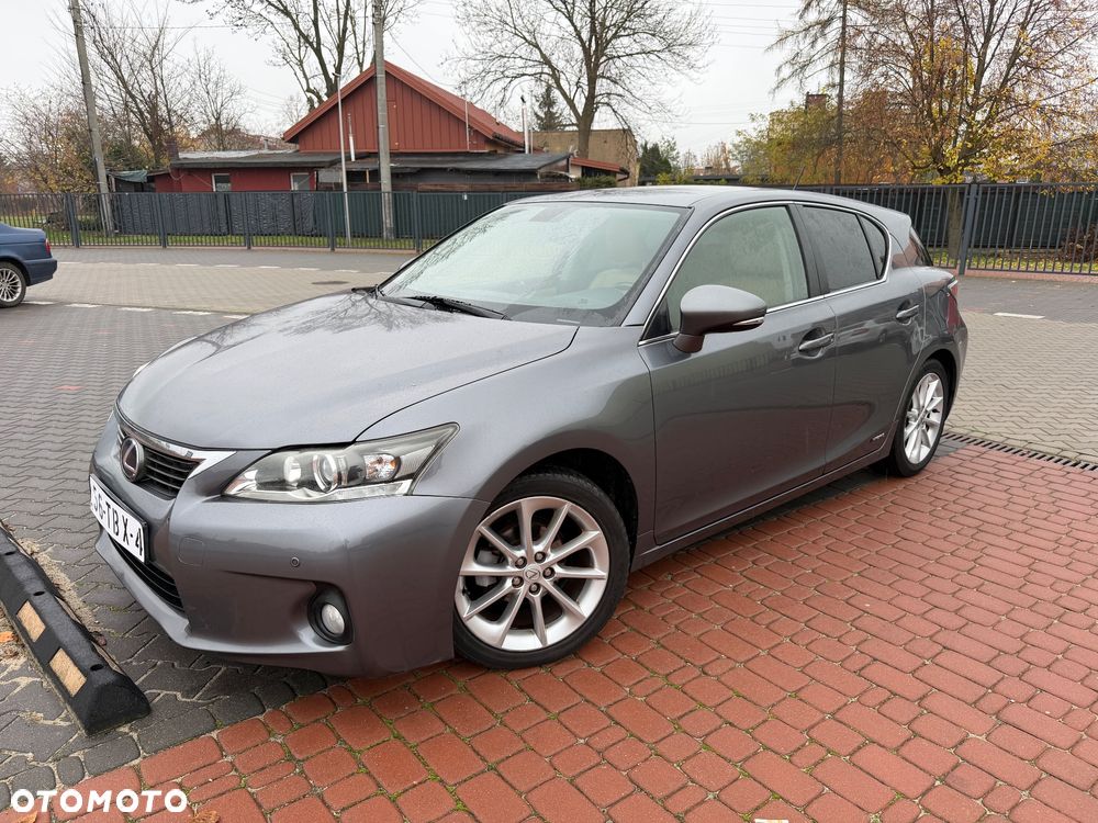 Lexus CT 200h Prestige - 1