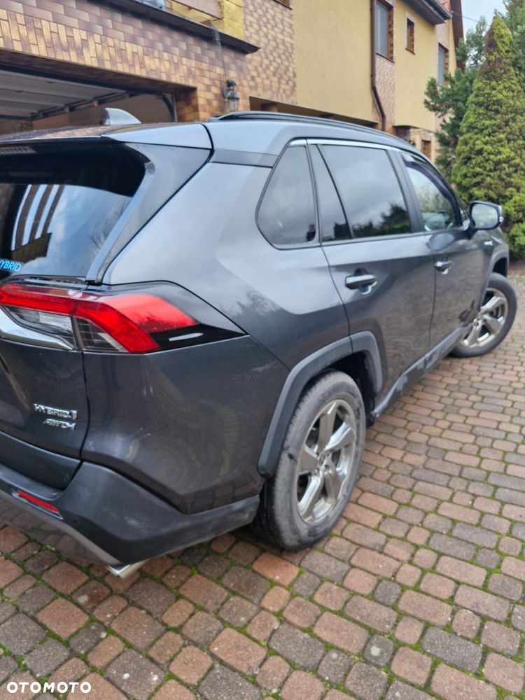 Toyota RAV4 - 10