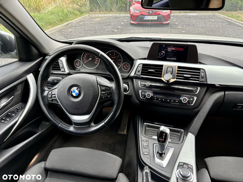 BMW Seria 3 318d Blue Performance Sport Line - 17