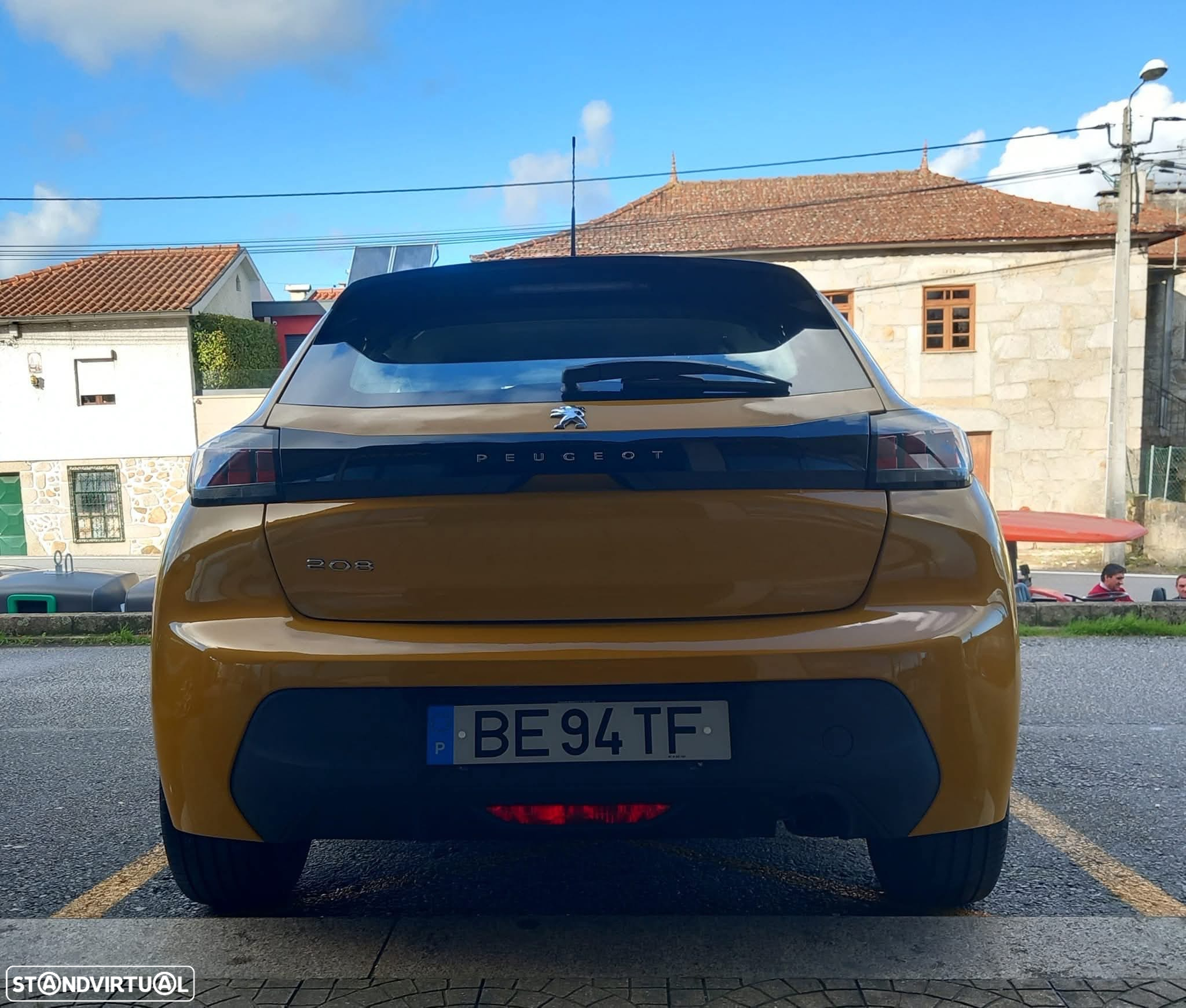 Peugeot 208 PureTech 100 Allure - 7