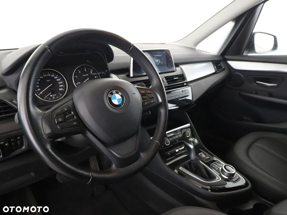 BMW Seria 2 218d Advantage - 15