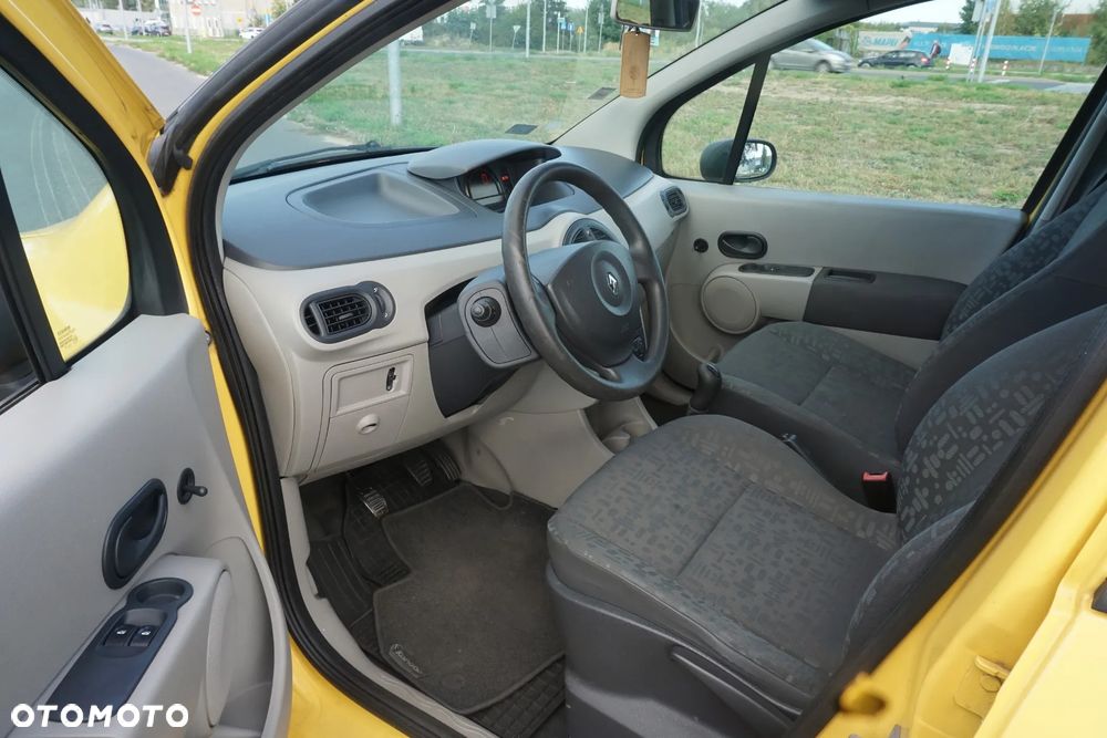 Renault Modus - 12