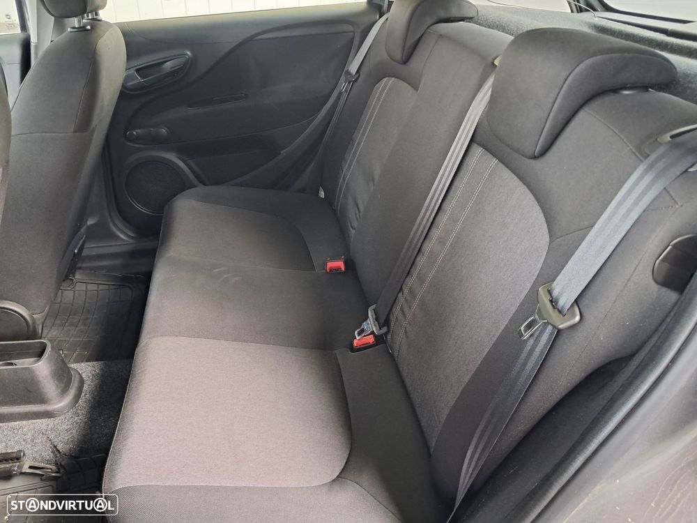 Fiat Punto 1.3 M-Jet Easy S&S - 11