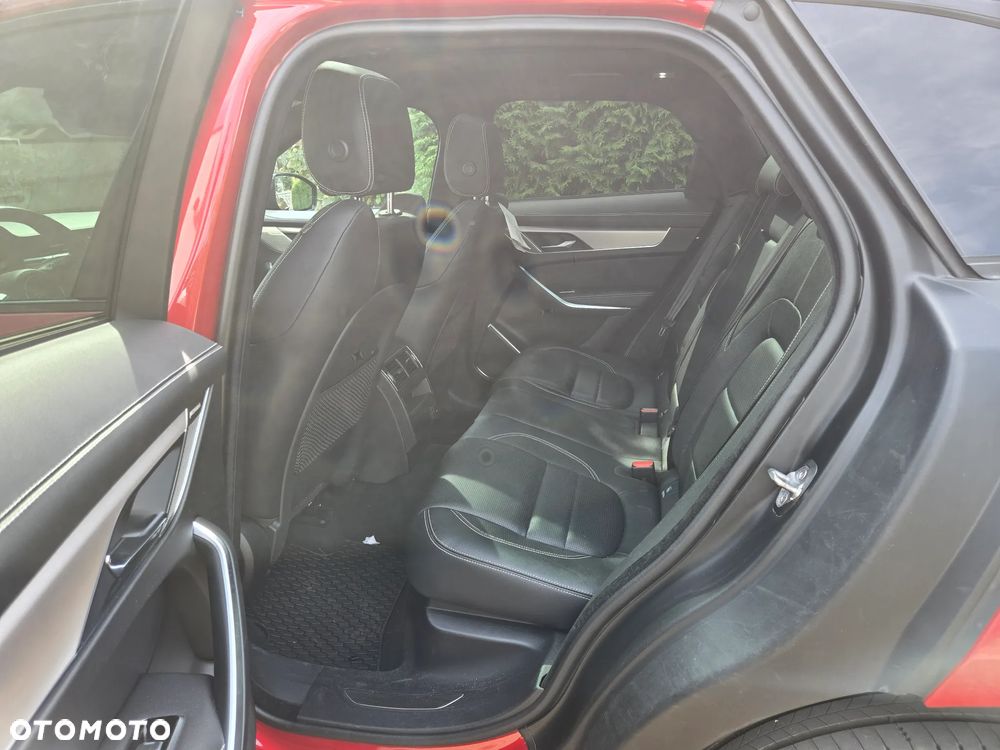 Jaguar F-Pace P250 AWD R-Dynamic S - 12