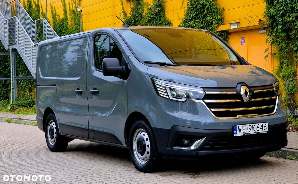 Renault Trafic - 1