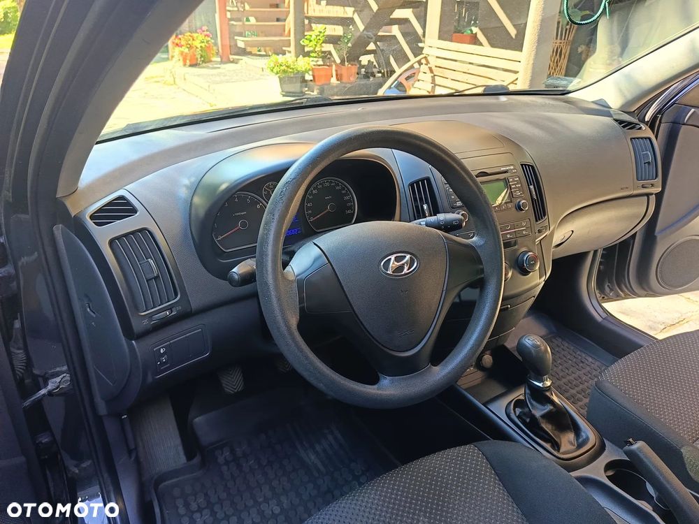 Hyundai i30 1.4 Base - 12