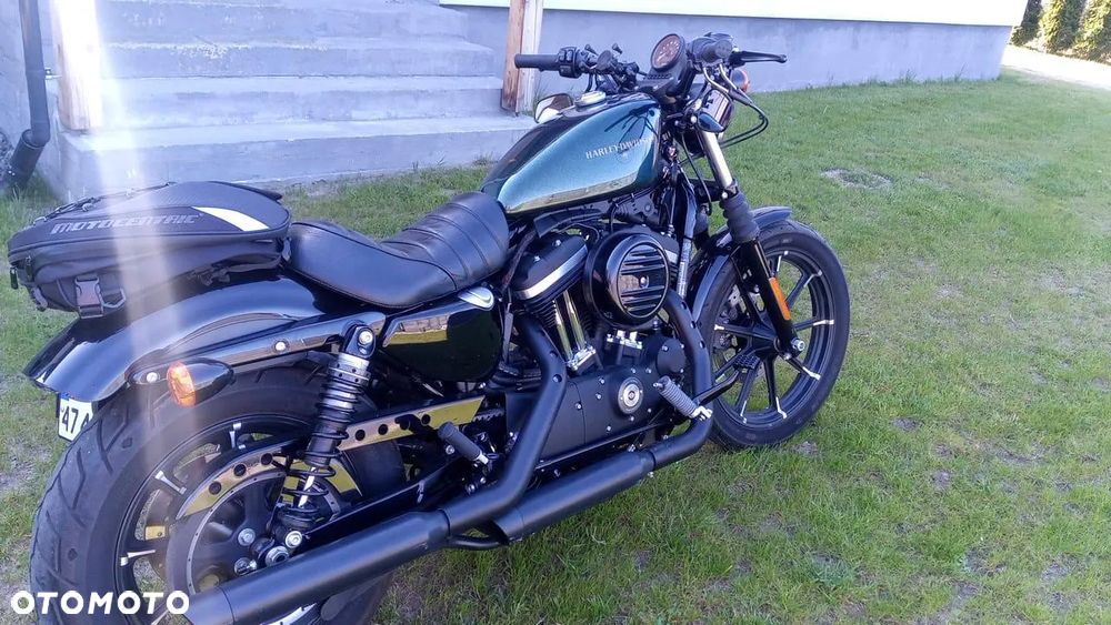 Harley-Davidson Sportster Iron 883 - 4