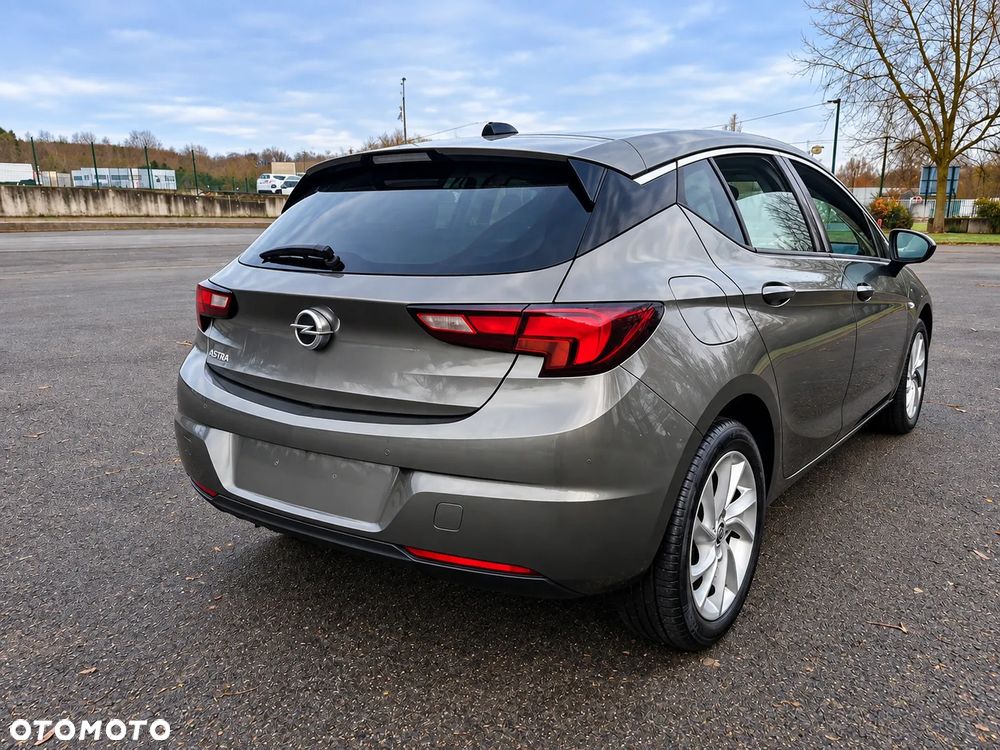Opel Astra 2020 photo 3