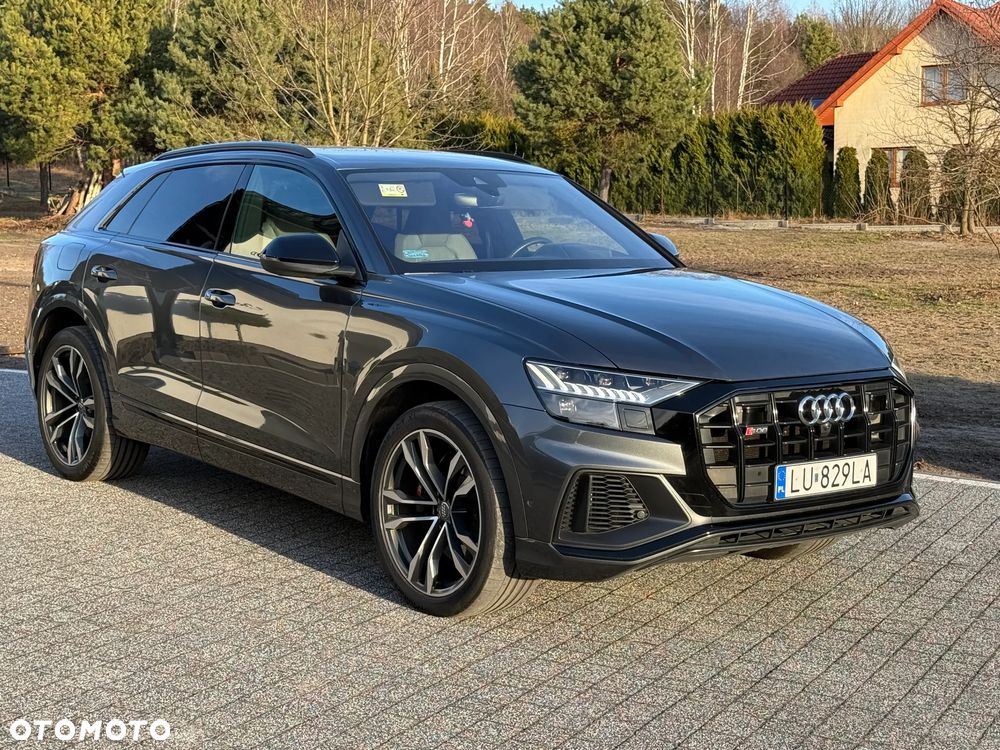 Audi SQ8 - 25