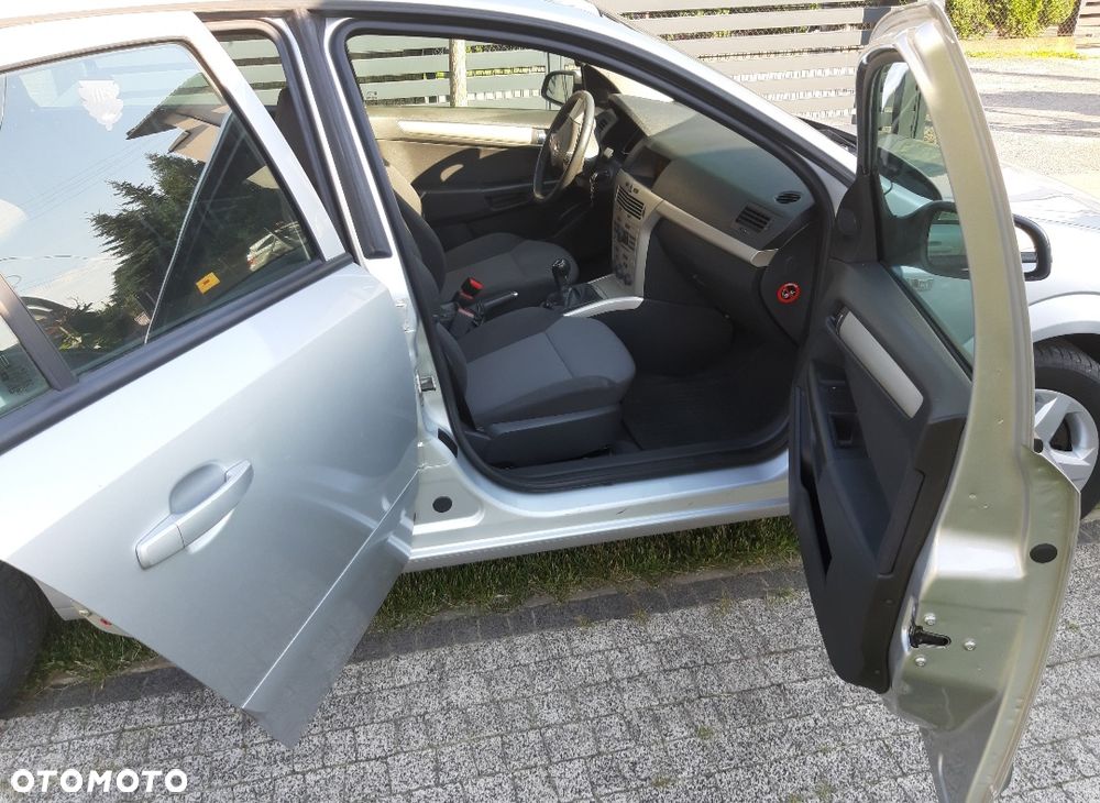 Opel Astra 1.7 CDTI - 10