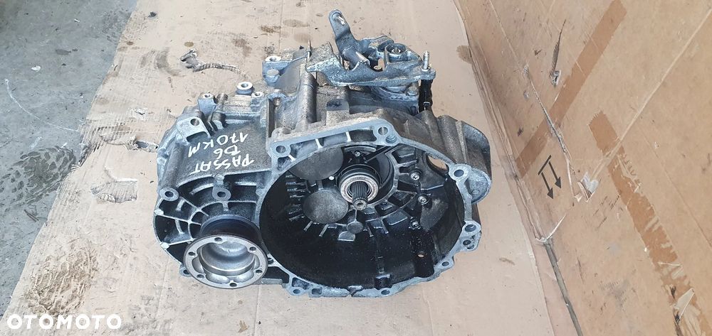 Skrzynia biegów manual manualna VW Passat B6 2.0 TDI HVS - 8