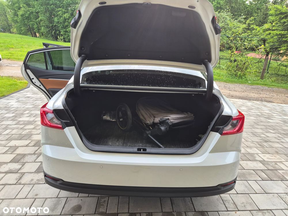 Toyota Camry 2.5 Hybrid Dynamic Force Prestige e-CVT - 14