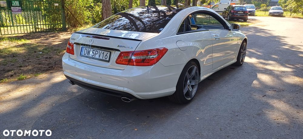 Mercedes-Benz Klasa E 350 CDI DPF Coupe BlueEFFICIENCY 7G-TRONIC Avantgarde - 4