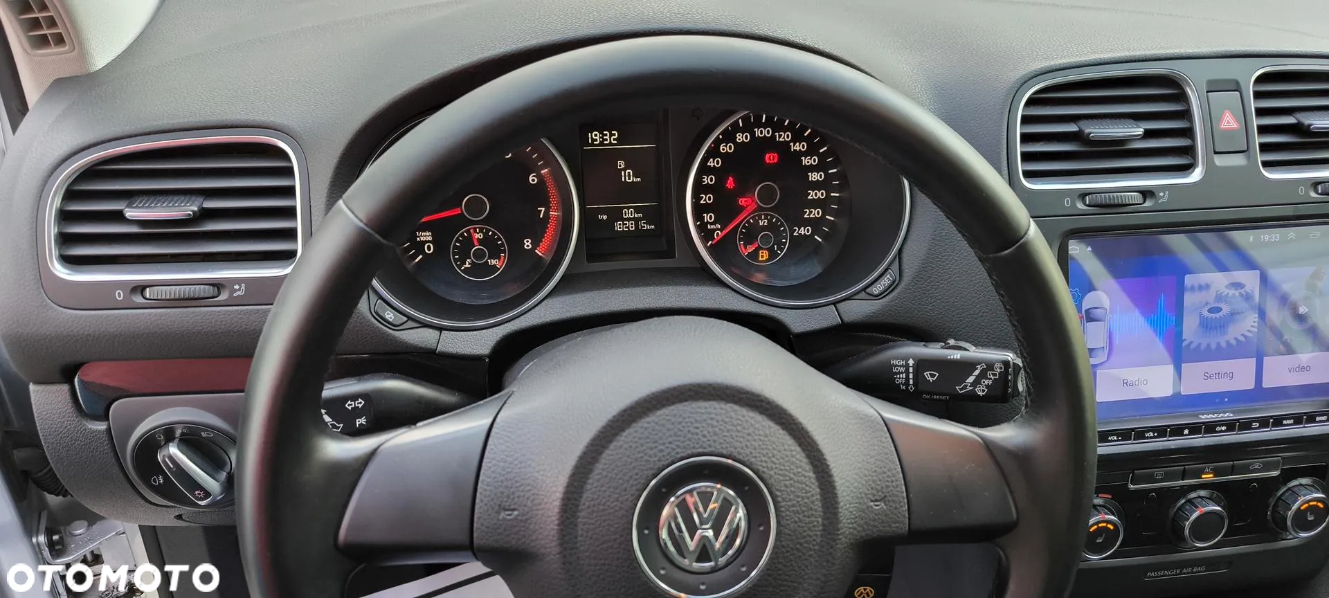 Volkswagen Golf VI 1.6 Comfortline - 14