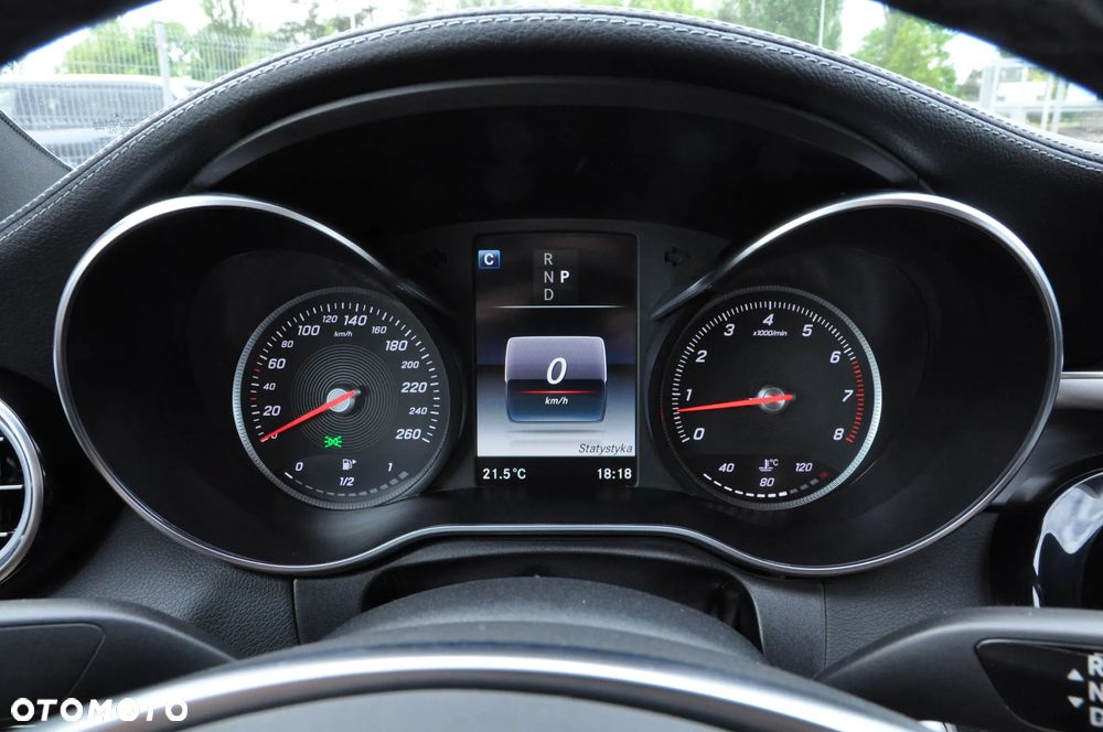 Mercedes-Benz Klasa C 200 4-Matic 9G-TRONIC - 16