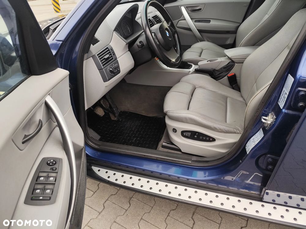 BMW X3 3.0i - 11