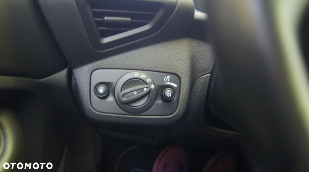 Ford Kuga 2.0 TDCi 4x4 Business Edition - 32