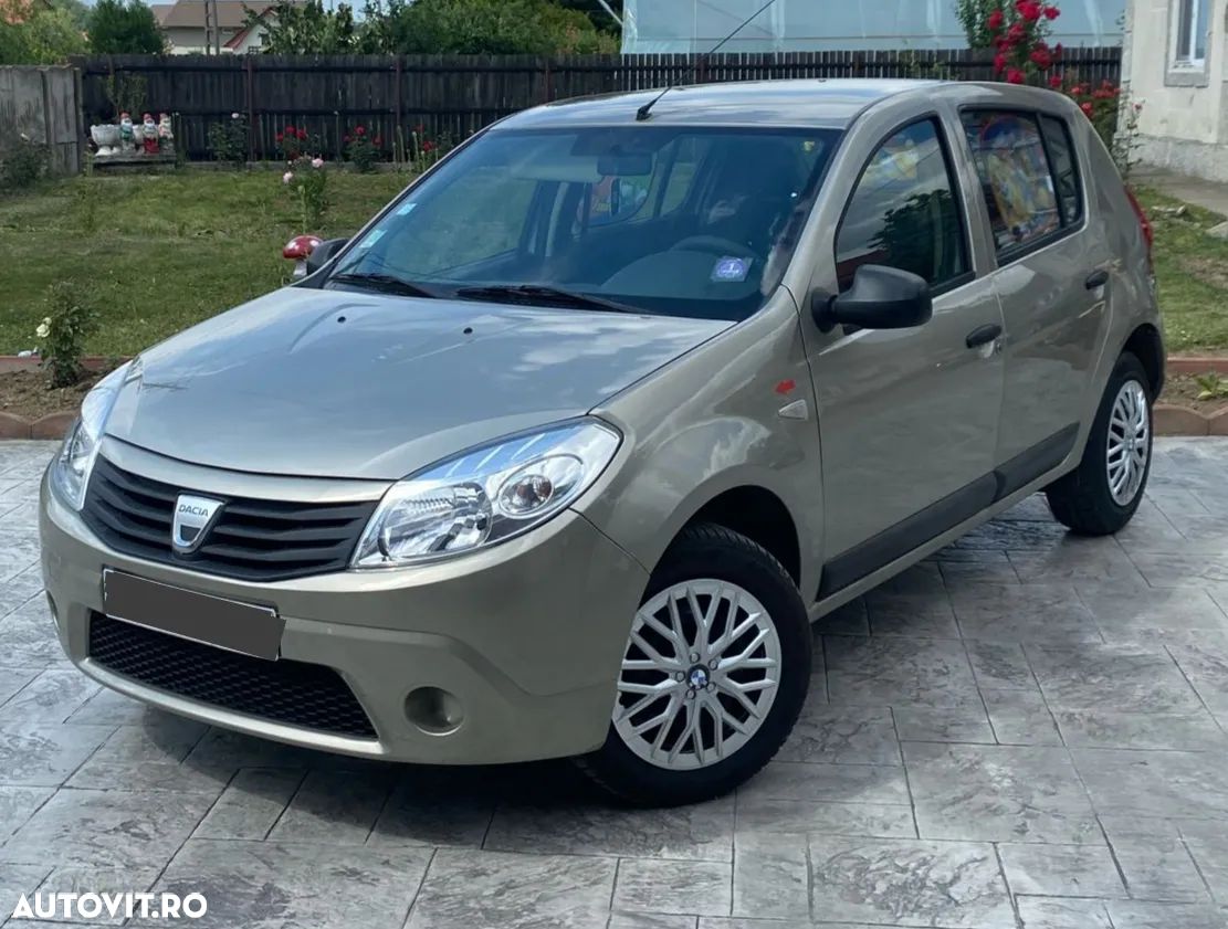 Dacia Sandero - 1