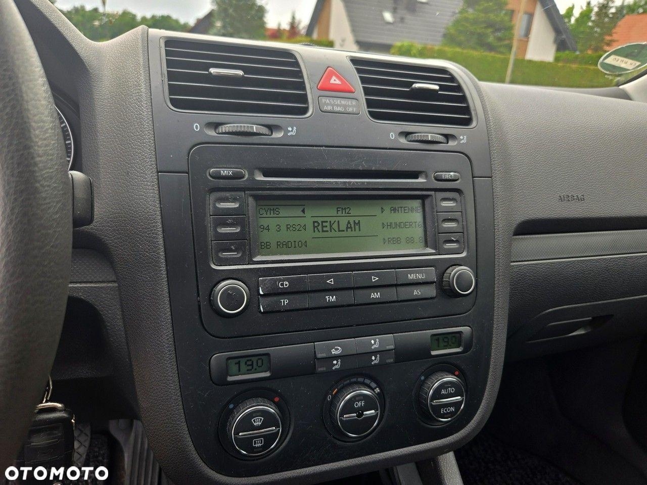 Volkswagen Golf 1.6 Comfortline - 16