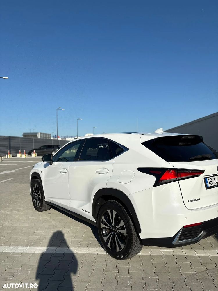 Lexus Seria NX 300h AWD F Sport - 4