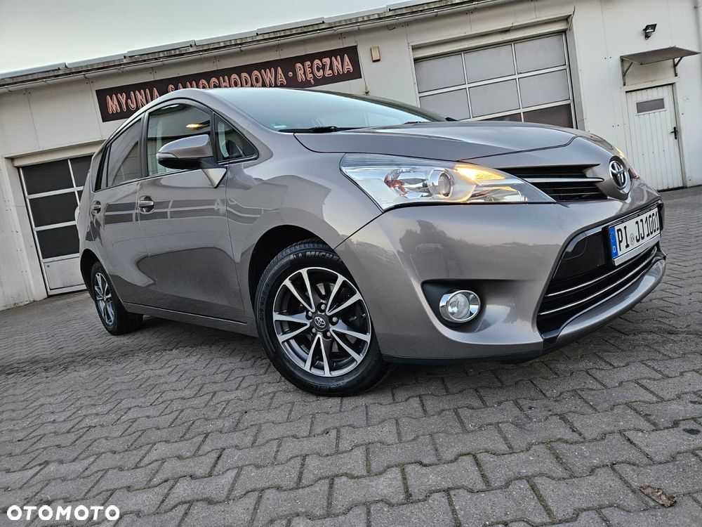 Toyota Verso 1.6 D-4D 5-Sitzer Start/Stop Edition S+ - 12